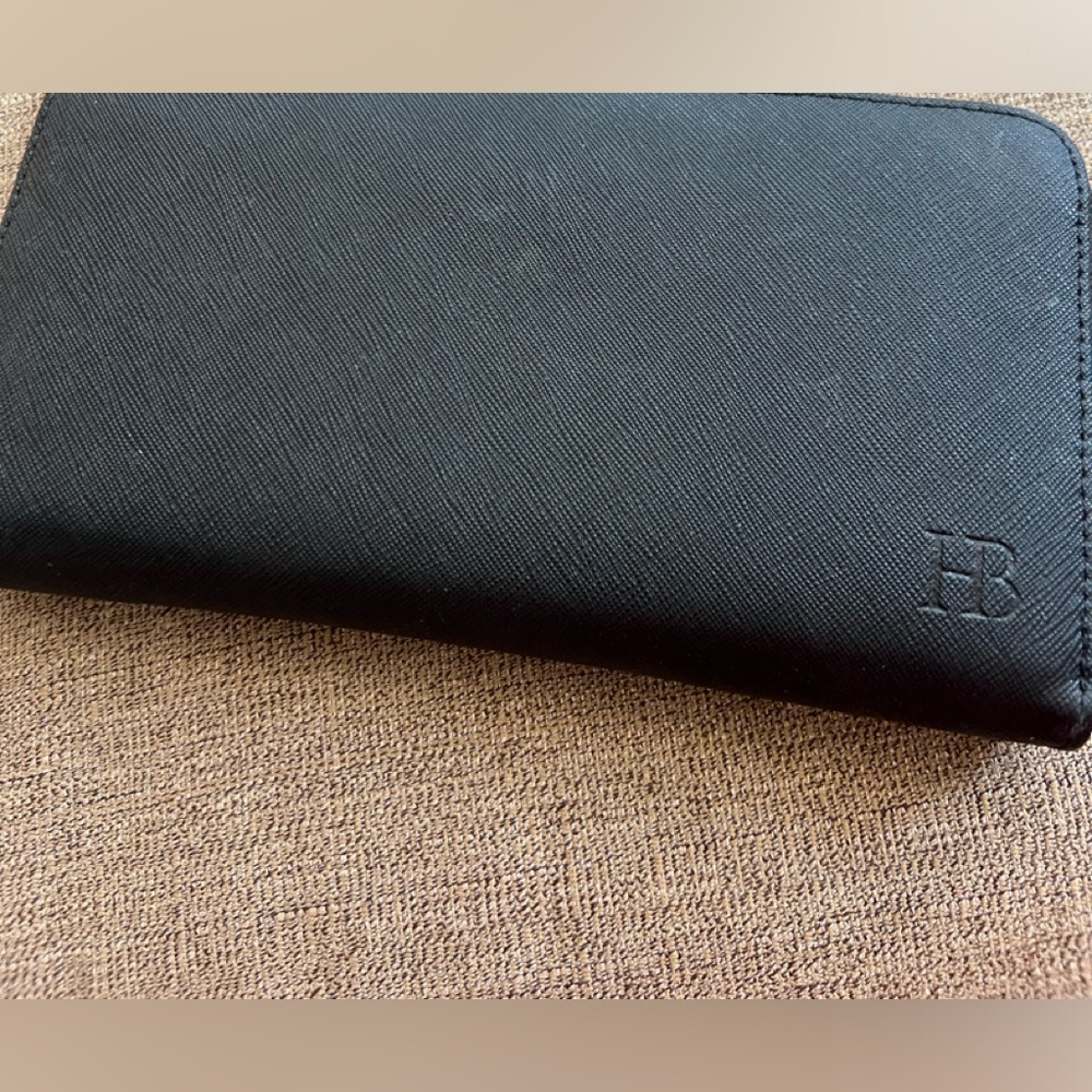 Wallet w/ phone charger